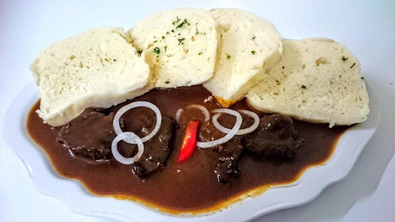 Hotel Saentis Komorní Lhotka Kültér fotó