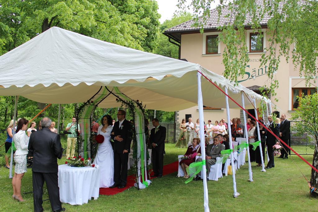 Hotel Saentis Komorní Lhotka Kültér fotó